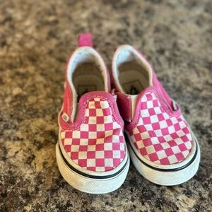6.5 C Pink Checkered Vans